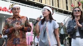 Pejabat Pemprov DKI Turun ke Jalan Ikuti Kidung Natal 2023
