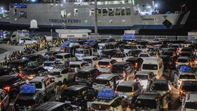 102 Ribu Orang Menyeberang dari Merak-Bakauheni Saat Long Weekend