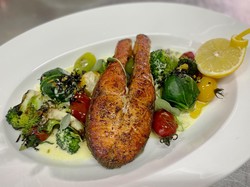 Resep Festive Season Salmon, Sajian Utama untuk Makan Malam Natal