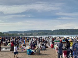 Libur Natal, 147 Ribu Wisatawan Serbu Pangandaran