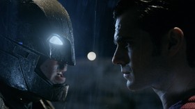 Sinopsis Batman v Superman, Bioskop Trans TV 25 Desember 2023