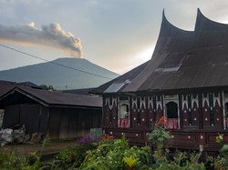 Pemkab Agam Tetapkan Siaga Darurat Erupsi Marapi