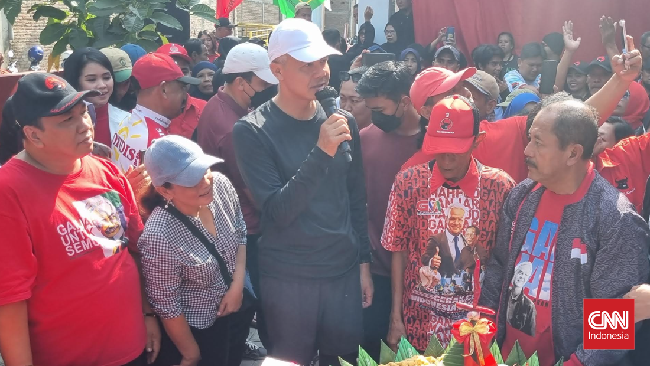 Capres no urut 3 Ganjar Pranowo meyakini perolehan suara di Solo bakal jauh mengungguli pasangan lainnya di Pilpres 2024.