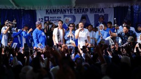 Disambut Meriah Warga, Zulhas-Putri Joget PAN Bareng Raffi-Nagita