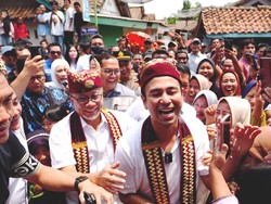 Semangati Kader PAN, Raffi-Nagita All Out Ikut Zulhas Kampanye di Lampung