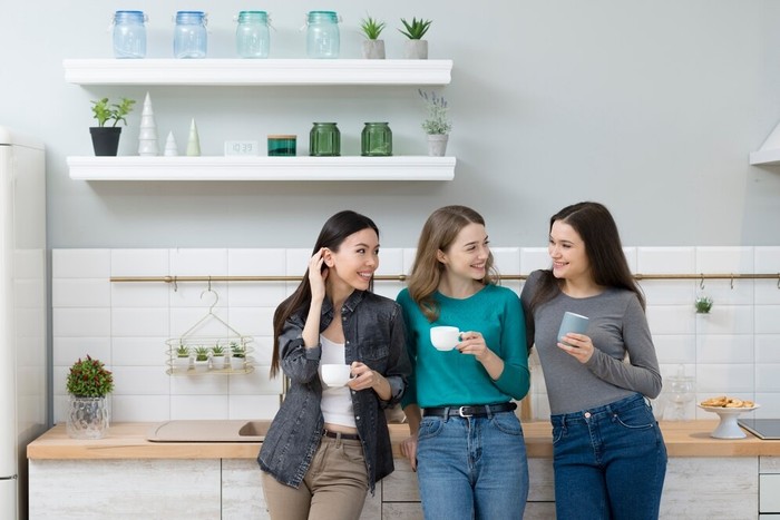 5 Kiat Merencanakan Liburan Seru Bareng Bestie, Biar Lebih Asik!