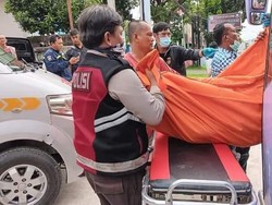 Mahasiswi yang Meninggal di Bus Ditemukan Sedang Bersandar ke Jendela