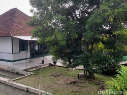 Rumah Jadul Berusia Ratusan Tahun di Sumedang Tarik Minat Para Jutawan