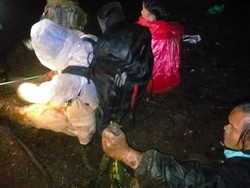 Kelelahan dan Kedinginan, 8 Pendaki Dievakuasi dari Gunung Dempo