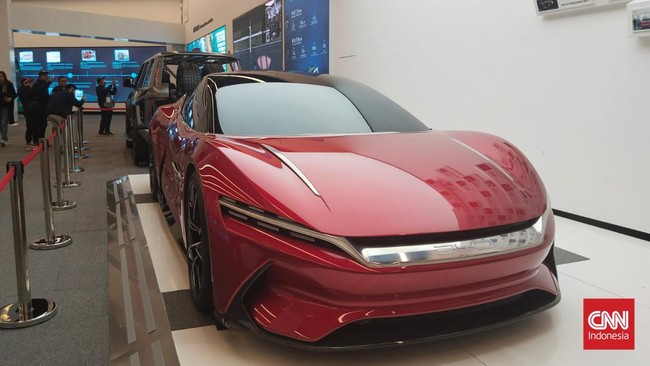 Usai ditekuk BYD, Tesla berencana akan mengevaluasi hasil penjualan tahun lalu pada 24 Januari 2024, yang kabarnya akan dipimpin langsung oleh Elon Musk.