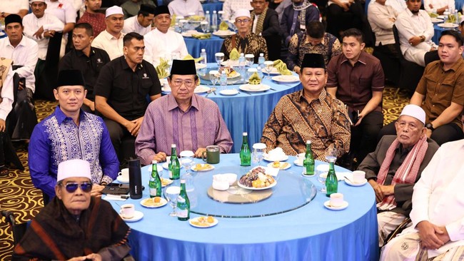 Presiden ke-6 Republik Indonesia, Susilo Bambang Yudhoyono, menganggap Prabowo Subianto sebagai seorang patriot yang mencintai bangsa dan negara.