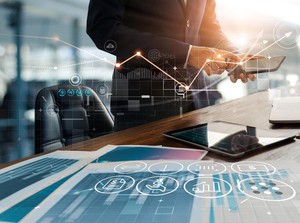 Pivot atau Bertahan? Cara Bisnis Membaca Sinyal Pasar di Tengah Investasi Lesu