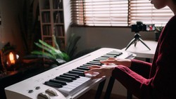 Lirik Lagu Get It Together (I Don't Really Wanna Stay)  - 702