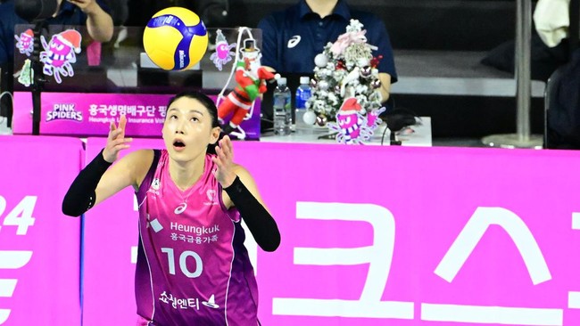 Pertandingan Hillstate vs Red Sparks, Sabtu (2/3), yang melibatkan Megawati Hangestri Pertiwi menjadi laga menarik perhatian ratu voli Korea Kim Yeon Kyung.