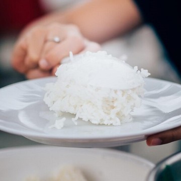 img-title Makan Jadi Lebih Nikmat! Ini 6 Cara Memasak Nasi di Rice Cooker supaya Lebih Pulen dan Wangi
