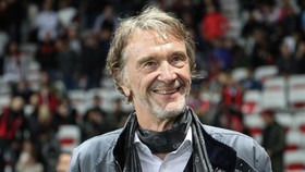 Premier League Setuju Jim Ratcliffe Beli Saham MU