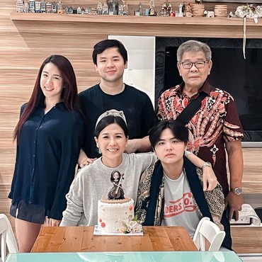 Potret Veronica Tan Eks Istri Ahok Rayakan Ultah Bareng Anak & Pacar Nicholas Sean
