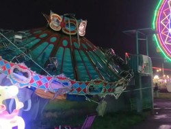 3 Orang Terluka akibat Wahana Swinger di Banyuwangi Night Amazing Terguling