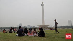 FOTO: Ramai Monas di Hari Terakhir Libur Natal 2023