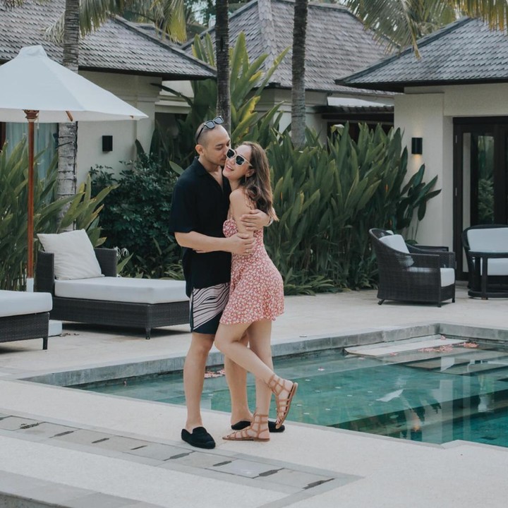 <p>Bunga Citra Lestari tengah menikmati momen sebagai pengantin baru sejak menikah dengan Tiko Aryawardhana. Menjelang pergantian tahun, BCL dan Tiko pergi berlibur ke Bali. (Foto: Instagram @itsmebcl)</p>