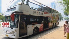 VIDEO: Keliling Jakarta Gratis Naik Bus Wisata