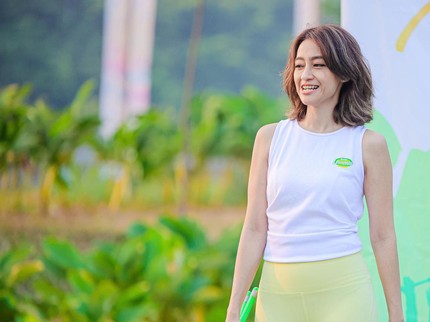 7 Potret Terbaru Deasy Noviyanti Presenter Olahraga yang Awet Muda di Usia 44 Th
