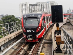 ASN Wajib Naik Transportasi Umum, Penumpang LRT Jabodebek Naik 12%