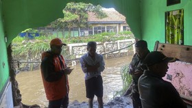 BMKG Bongkar Pemicu Angin Kencang dan Banjir Bandang Bandung