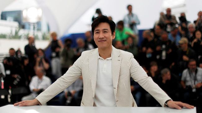 Agensi mengatakan pemakaman aktor Lee Sun-kyun akan digelar secara tertutup yang hanya akan dihadiri oleh keluarga dan kerabat.