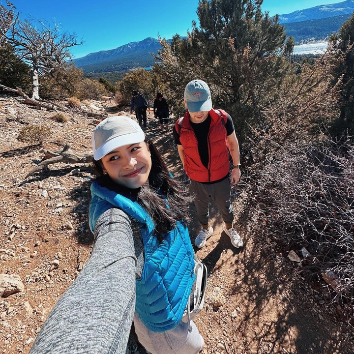 <p>Maudy Ayunda tengah menikmati libur akhir tahun. Menyambut 2024, ia menghabiskan waktu bersama keluarga suami tercinta, Bunda. (Foto: Instagram @maudyayunda)</p>