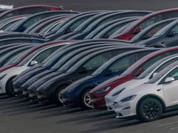 Kalah Saing, Elon Musk Turunkan Harga Tesla di China