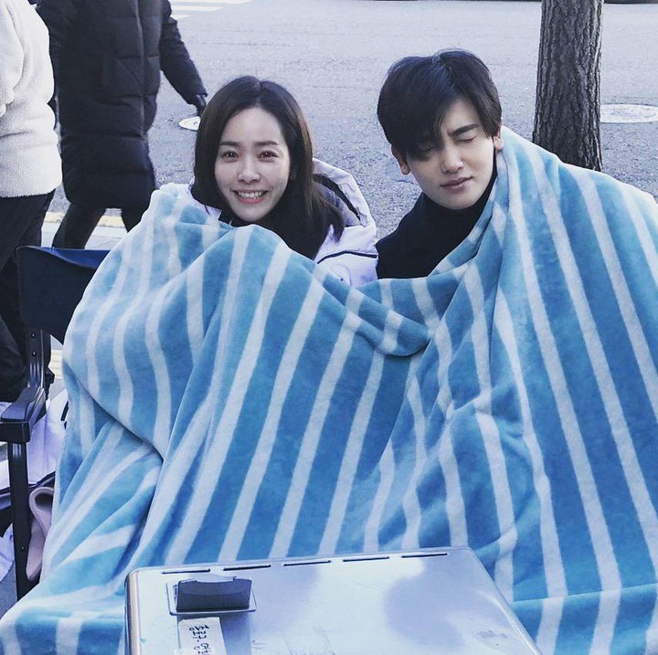 <p>Park Hyung Sik juga pernah beradu bersama Han Ji Min dalam film pendek Korea romantis, <em>Two Lights: Relumino</em> (2017). Berperan sebagai In Soo Seo, film pendek ini masih bisa Bunda saksikan via YouTube. (Foto: Instagram @phs1116)</p>
