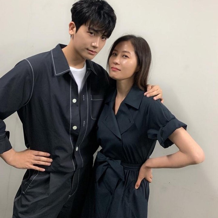 <p>Berperan sebagai Kwon Nam Woo, Park Hyung Sik juga pernah terlibat dengan Moon So Ri dalam film action Korea <em>Juror 8</em> (2019). Berkat film ini, Park Hyung Sik mendapatkan memenangkan penghargaan sebagai aktor pendatang baru. (Foto: Instagram @phs1116)</p>