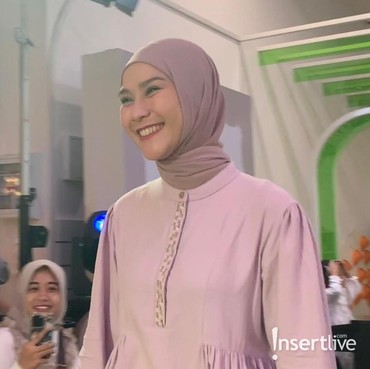 Zaskia Adya Mecca Tak Setuju dengan Istilah 'Beauty Is Pain'