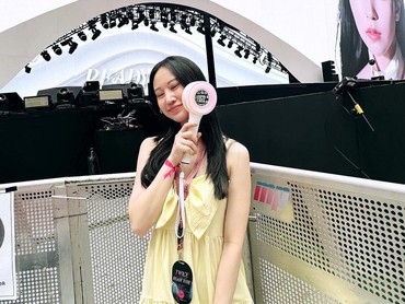 Respons Adeline Margaret Crazy Rich Surabaya Dikasih Uang Sekoper oleh Ayah
