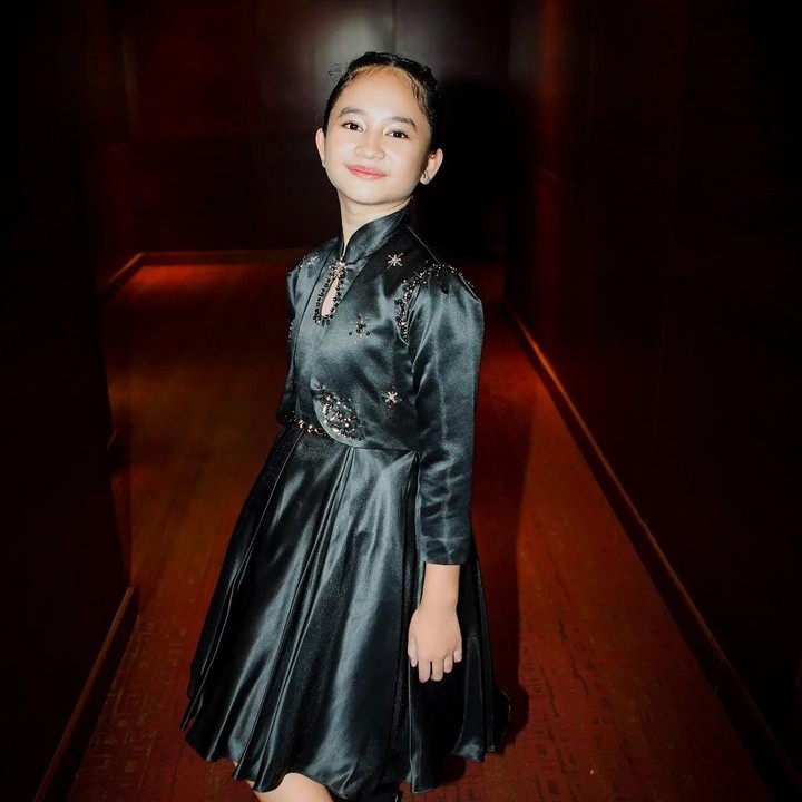 <p>Bunda masih ingat dengan Graciella Abigail pemeran Raya di serial <em>Layangan Putus</em>? Kini dirinya kembali dipercaya memerankan karakter yang sama dalam film berjudul serupa, lho. (Foto: Instagram: @graciellaabigail)</p>