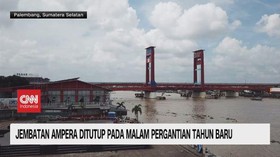 VIDEO: Jembatan Ampera Ditutup pada Malam Pergantian Tahun Baru
