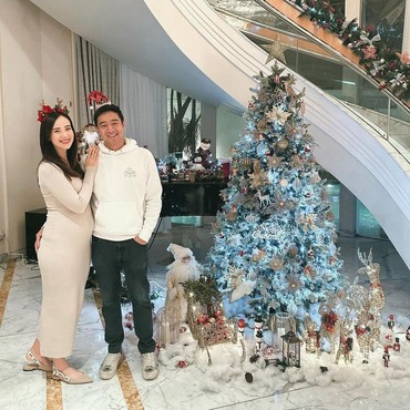 Reaksi Rekan Artis Ketika Pamela Bowie Hamil Anak Pertama