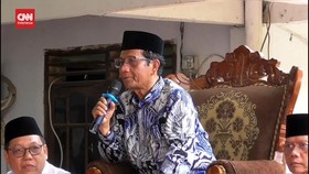 VIDEO:Mahfud Pindahkan Pengungsi Rohingya ke Gedung PMI & Yayasan Aceh
