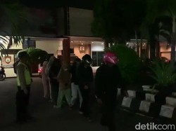 Kos-kosan Per Jam Dirazia gegara Diduga Jadi Tempat Mesum, Ini Temuan Polisi