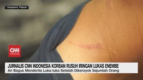 VIDEO: Jurnalis CNN Indonesia Jadi Korban Rusuh Iringan Lukas Enembe