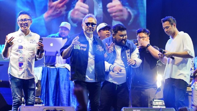 Acara anak muda kebanggaan Partai Amanat Nasional, Pesta Anak Nongkrong kembali digelar di Surabyaya setelah sebelumnya sukses digelar di Semarang dan Bandung.