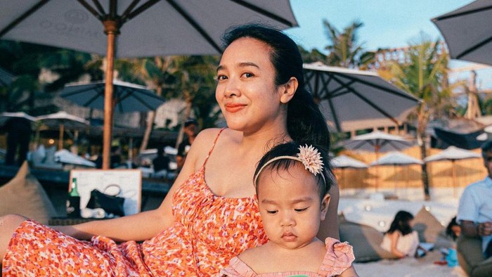 Potret Sanne Anak Dea Ananda