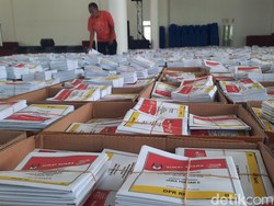 8.932 Surat Suara Pemilu 2024 di Kabupaten Bandung Rusak