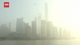 VIDEO: Kabut Tebal Selimuti Shanghai, Jarak Pandang Kurang dari 200 M
