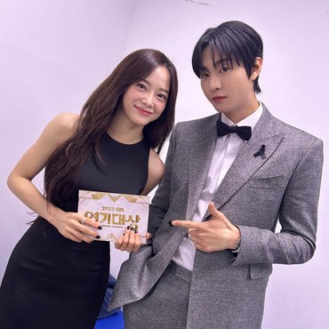 Diduga Pacaran dengan Kim Sejeong, Ahn Hyo Seop: Aku...