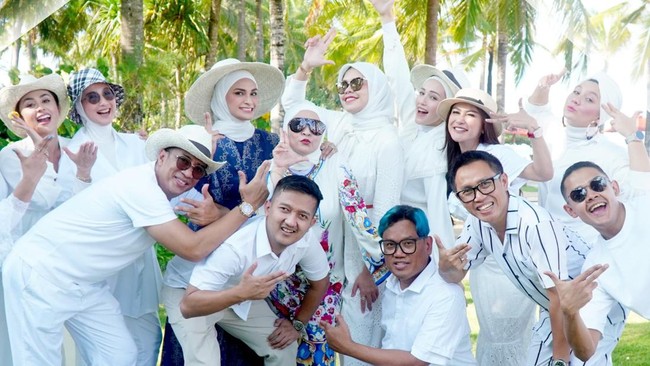 Kehadiran Blue Squad dalam jajaran caleg Partai Amanat Nasional (PAN) menjadi angin segar bagi keluarga partai yang dikomandoi oleh Zulkifli Hasan atau Zulhas.