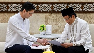 img-title 6 Potret Budisatrio Djiwandono Mualaf Sebelum Nikahi Sahabat