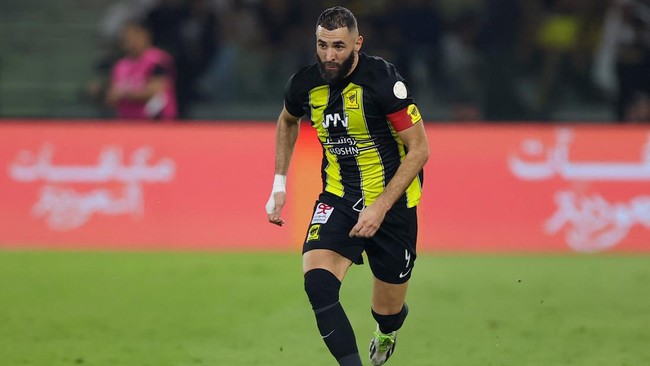 Seruan Benzema untuk Dukungan: Al Ittihad Berjuang Hadapi Tantangan