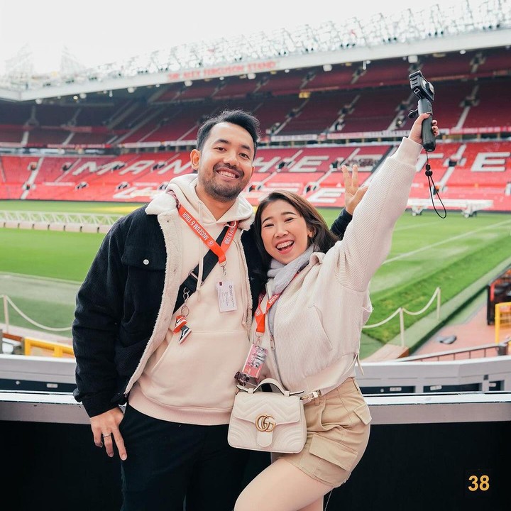 <p>Komedian Kiky Saputri menikah dengan Muhammad Khairi pada 28 Januari 2023, Bunda. Kiky bahkan dilamar tepat di hari kelahirannya, yakni 22 Oktober 2022. (Foto: Instagram: @kikysaputrii)</p>